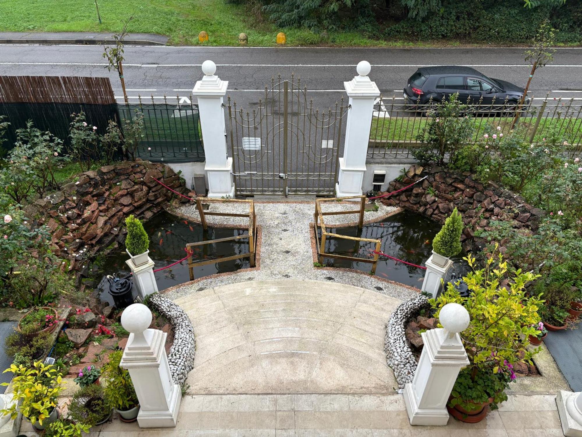 Villa Danieli Lainate Bagian luar foto