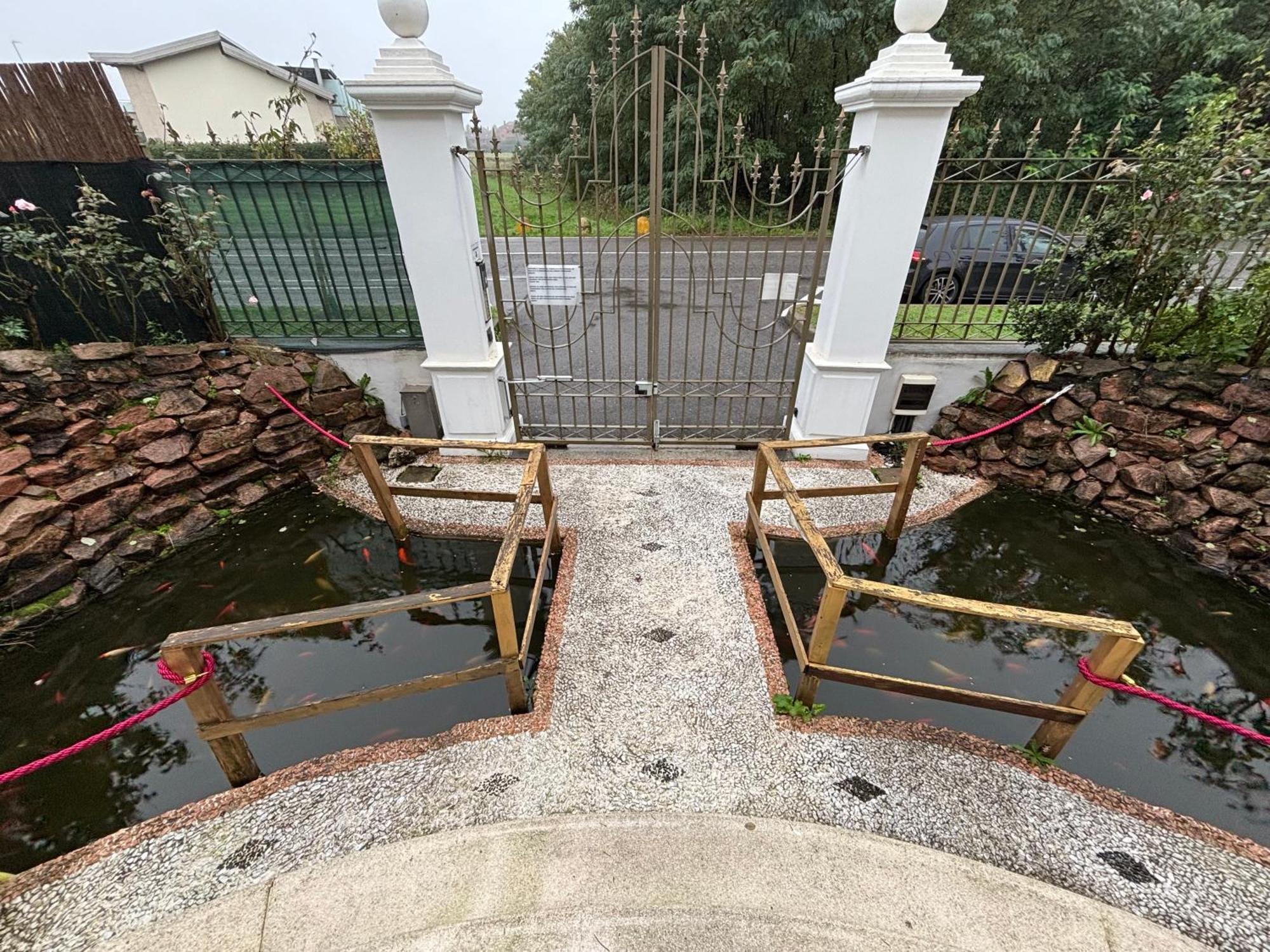 Villa Danieli Lainate Bagian luar foto